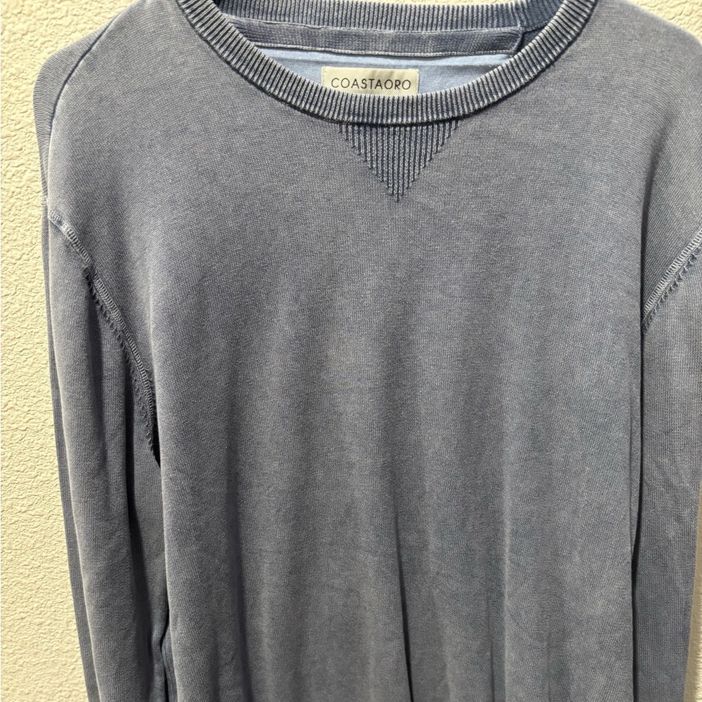 CoastAoro Men's Crewneck Sweater in Classic Blue